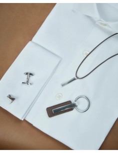 Llavero de hombre de acero con piel marrón  2
