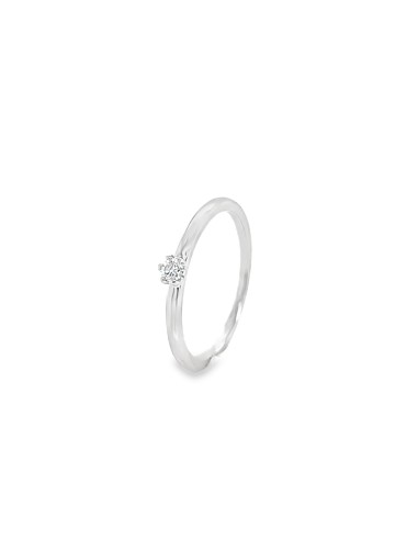 Anillo de Oro Rosa 18K con Brillante – Elegancia Atemporal