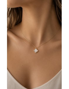 Gargantilla flor nacar oro de 18k