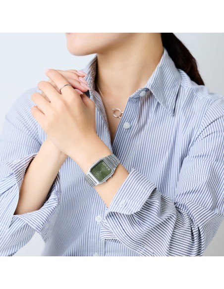 Reloj Casio AQ-230A-3AMQYES - Diseño Retro y Versatilidad