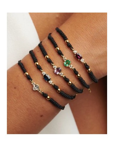 Pulsera de oro 9K con piedra verde y cordón negro ajustable