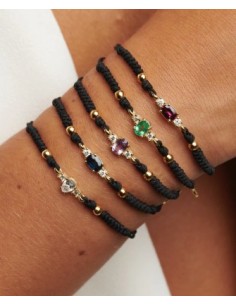 Pulsera de oro 9K con piedra verde y cordón negro ajustable