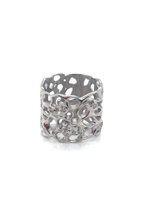 Anillo ancho en latón bañado en plata con diseño orgánico calado