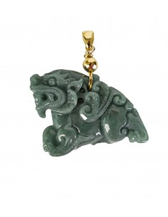 Colgante de jade Pi Xiu con oro de 18k