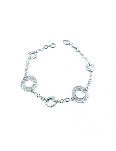 Pulsera de plata con círculos calados decorativos
