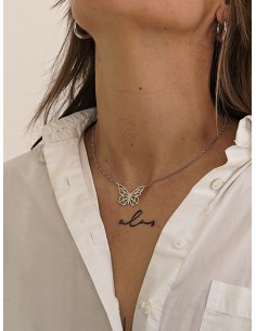 Gargantilla con mariposa troquelada plata 1ª ley 2