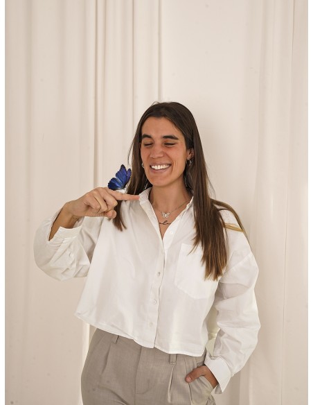 Gargantilla con mariposa troquelada plata 1ª ley