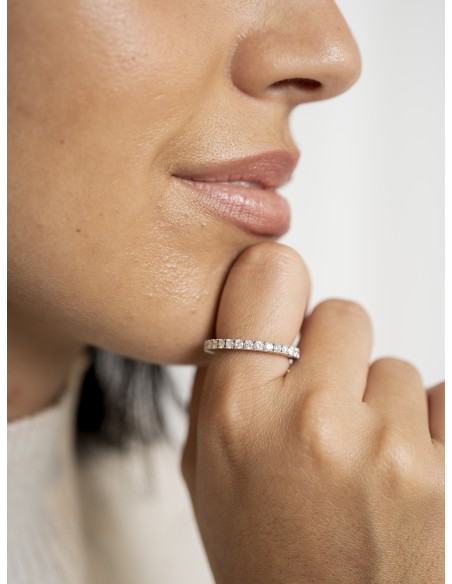 Anillo de Oro con Diamantes | Brillo Eterno y Elegancia Sofisticada